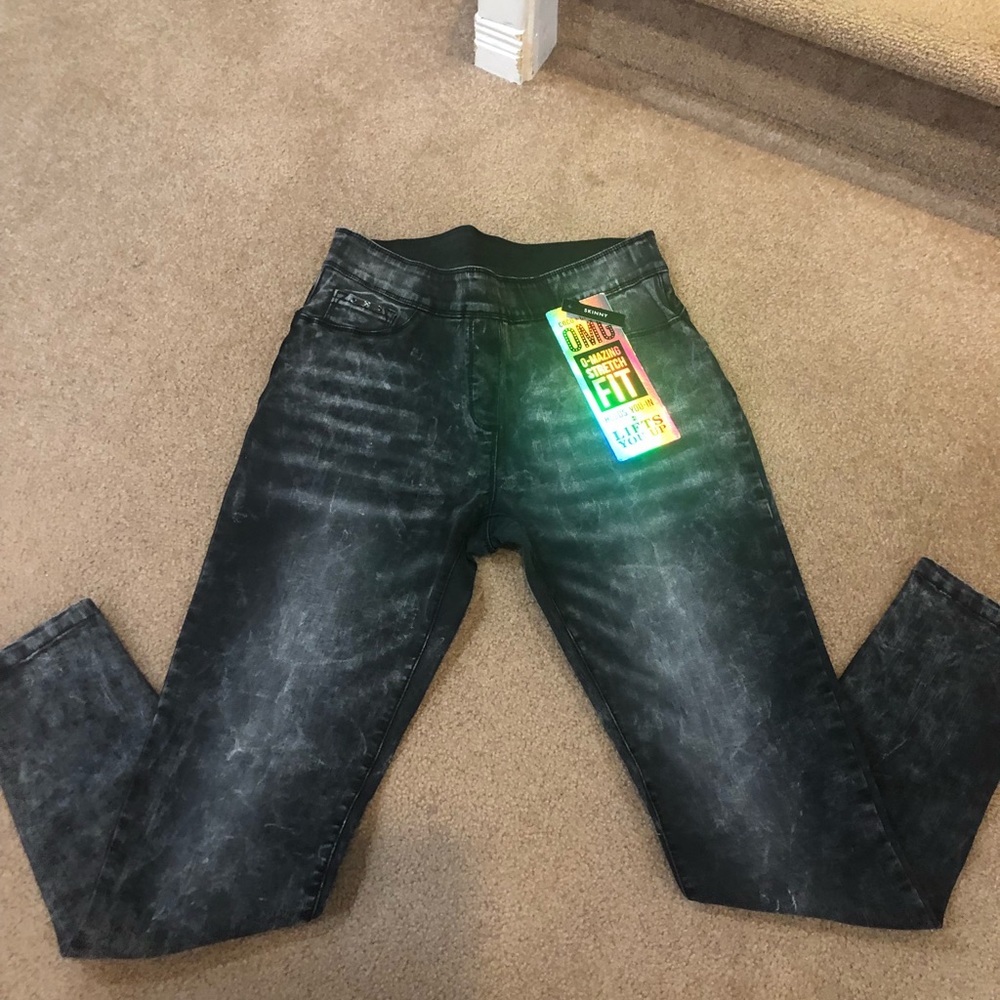 NEW OMG JEANS